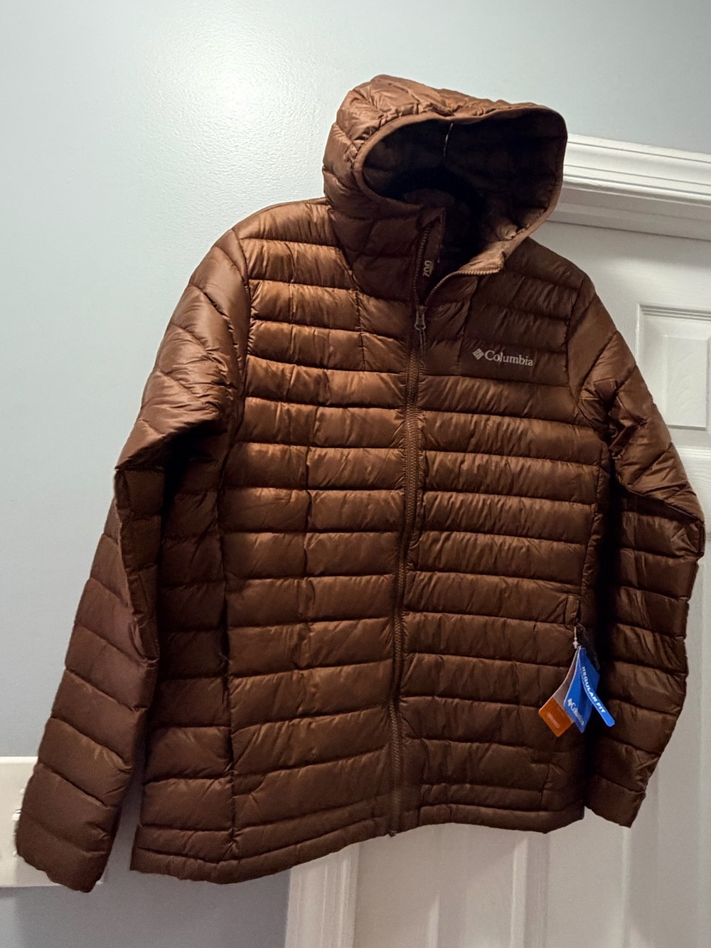 Columbia women’s Brown 700 fill Puffer regular fit Jacket with hood